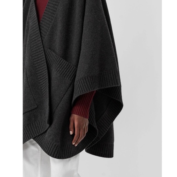 Rare-Burberry CREST WOOL BLEND JACQUARD HOODED CAPE IN CHARCOAL - Picture 5 of 5